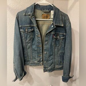 Women’s Levi jacket